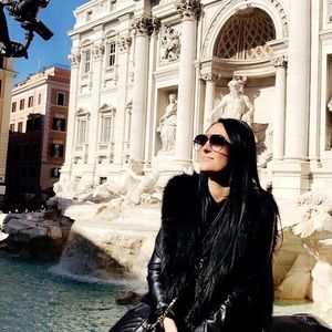 Meet your Posher, Victoria